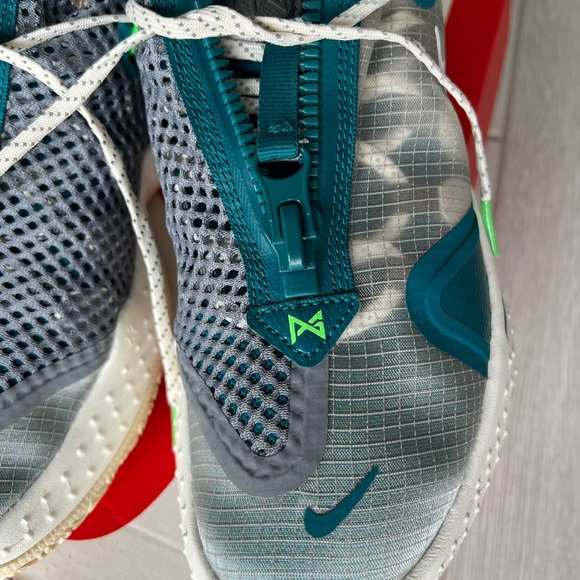 NEVER WORN: Nike Paul George 4 basketball Sneaker -unisex - Picture 4 of 10